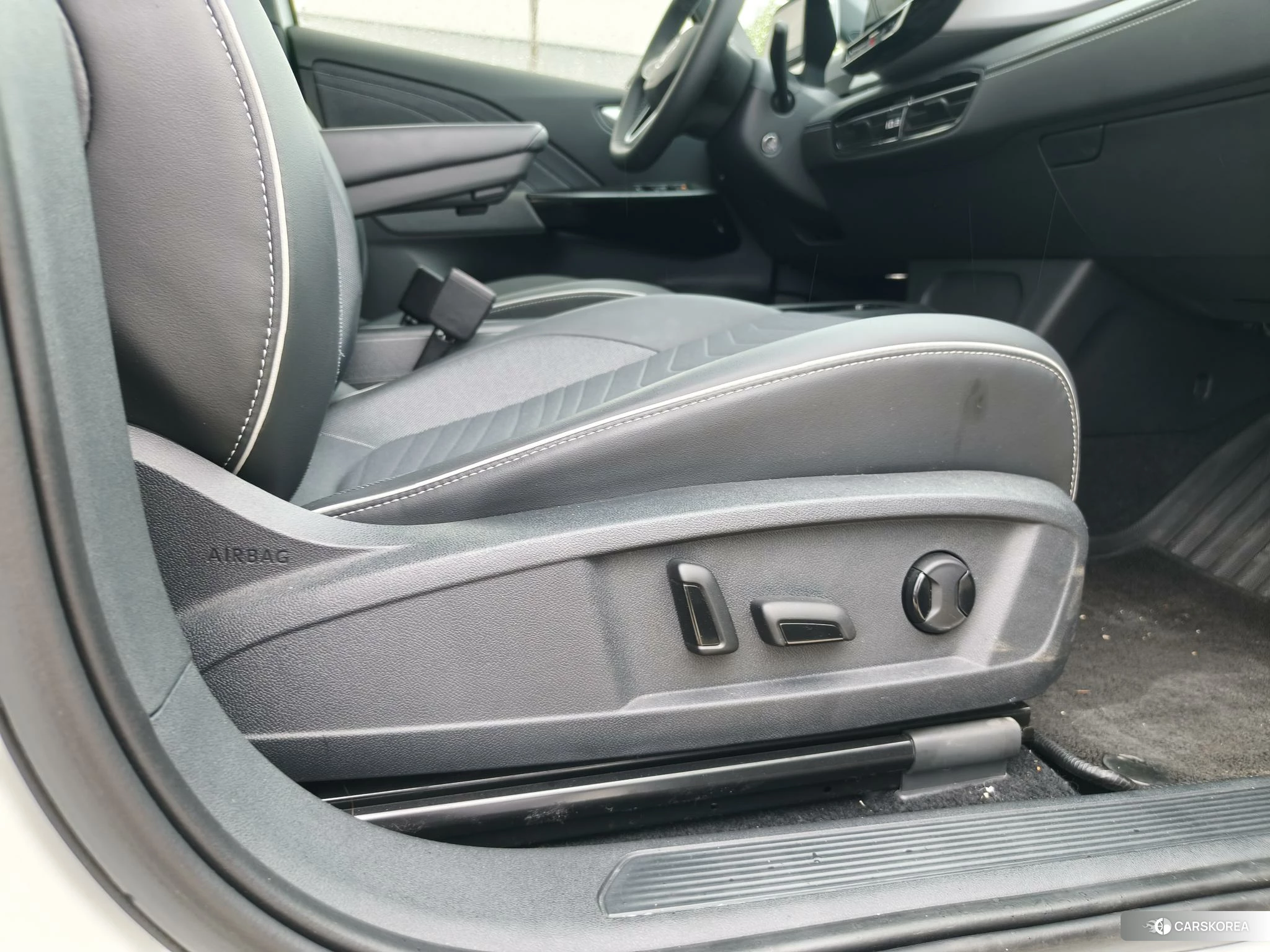 Volkswagen ID.3 2024 Белый из Китая, фото 3