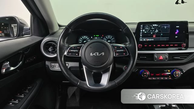Kia The New K3 2nd generation 2022 Черный из Кореи, фото 3