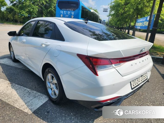 Hyundai Avante (CN7) 2022 Белый из Кореи, фото 3