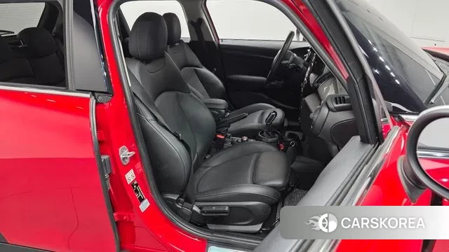 Mini Cooper 2020 Красный из Кореи, фото 3