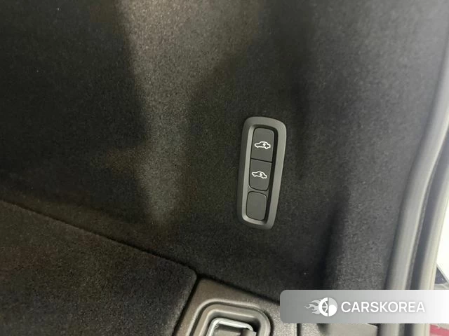 Volvo XC60 second Generation 2026 Черный из Кореи, фото 3