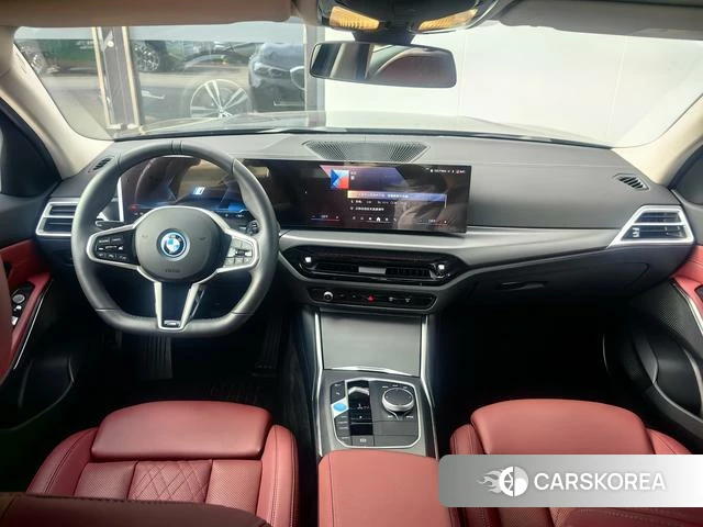 BMW i3 2025 Черный из Китая, фото 3
