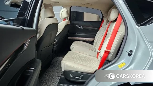 Genesis GV80 Coupe 2023 Цвет галактики из Кореи, фото 3