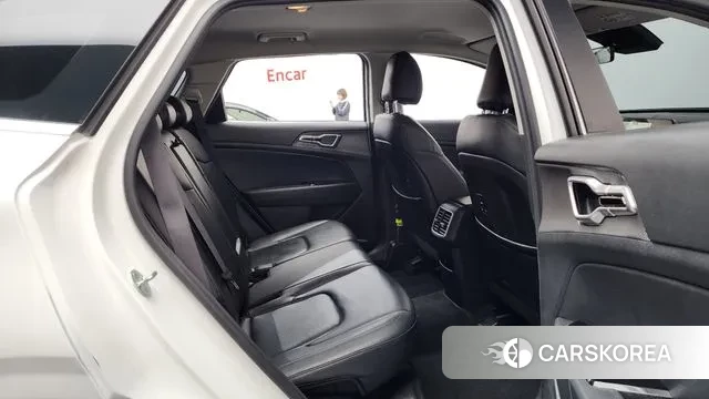 Kia Sportage 5th Generation 2021 Белый из Кореи, фото 3