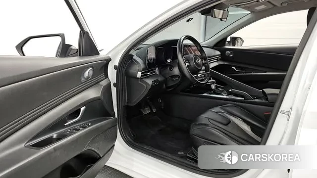 Hyundai Avante (CN7) 2022 Белый из Кореи, фото 3