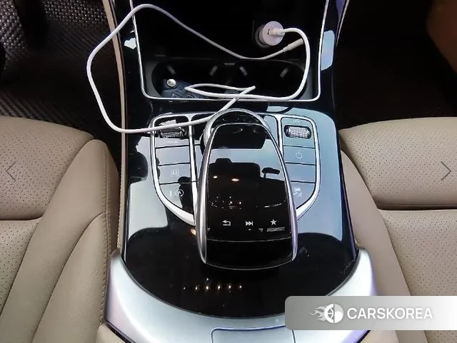 Mercedes-Benz GLC-Class X253 2018 Белый из Кореи, фото 3