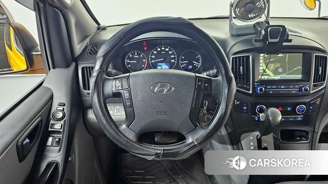 Hyundai The New Grand Starex 2018 Желтый из Кореи, фото 3