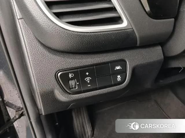 Kia Seltos 2021 Серый из Кореи, фото 3