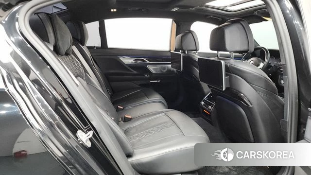 BMW 7 Series (G11) 2018 Черный из Кореи, фото 3