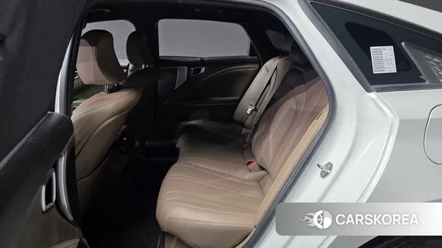 Kia K8 Hybrid 2023 Белый из Кореи, фото 3