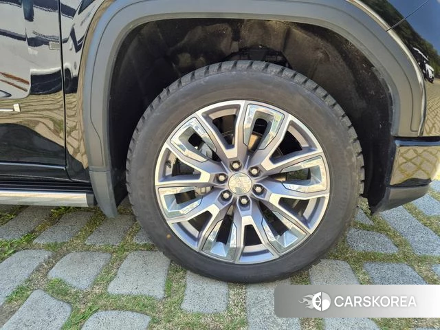GMC Sierra 2024 Черный из Кореи, фото 3