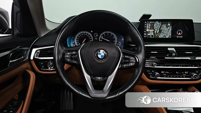 BMW 5 Series (G30) 2018 Серый из Кореи, фото 3