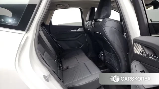 BMW 2 Series Active Tourer (U06) 2023 Белый из Кореи, фото 3