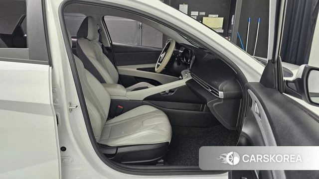 Hyundai Avante (CN7) 2021 Белый из Кореи, фото 3