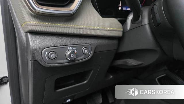 Chevrolet (GM Daewoo) The New Trail Blazer 2023 Белый из Кореи, фото 3