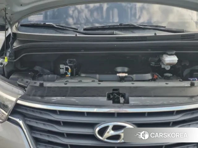 Hyundai The New Grand Starex 2019 Серебряный из Кореи, фото 3