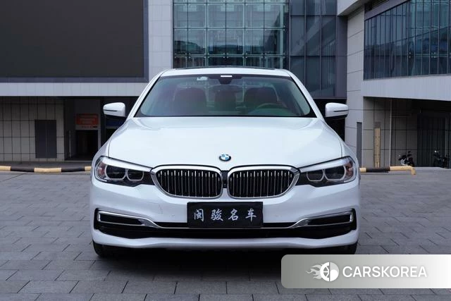 BMW 5 series 2019 Белый из Китая, фото 3