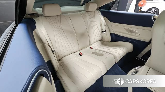 Mercedes-Benz E-Class W213 2023 Серебристо-серый из Кореи, фото 3