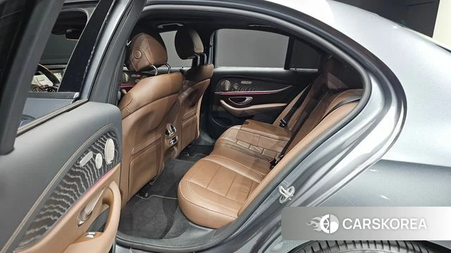 Mercedes-Benz E-Class W213 2022 Серый из Кореи, фото 3