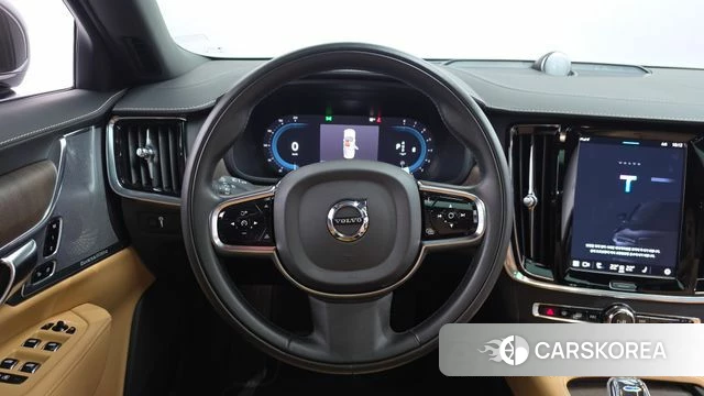 Volvo S90 2022 Серый из Кореи, фото 3