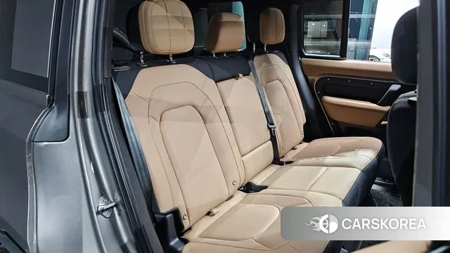 Land Rover Defender (L663) 2025 Серый из Кореи, фото 3