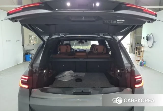 BMW X7 (G07) 2023 Серый из Кореи, фото 3