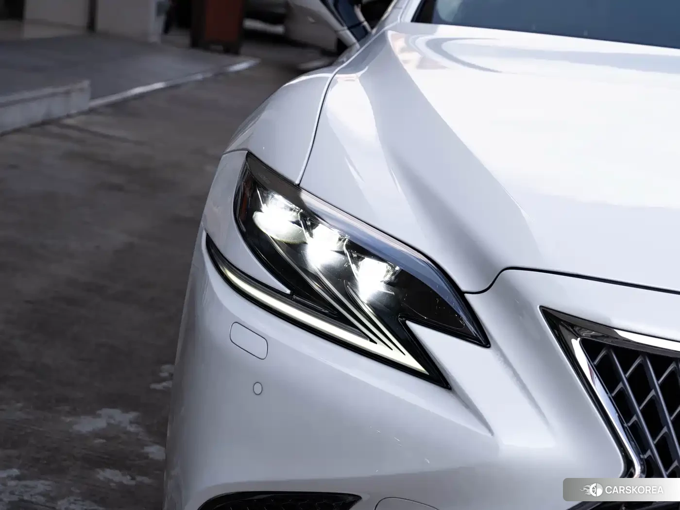 Lexus LS 2019 Белый из Китая, фото 3