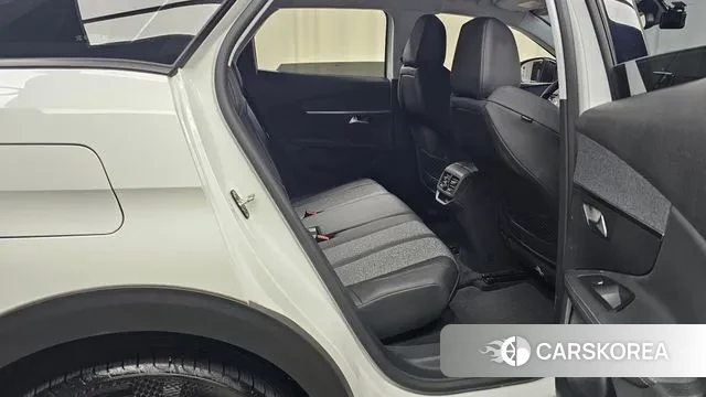 Peugeot 3008 second generation 2019 Белый из Кореи, фото 3