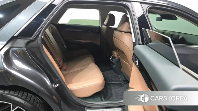 Hyundai Grandeur Hybrid (GN7) 2023 Серый из Кореи, фото 3