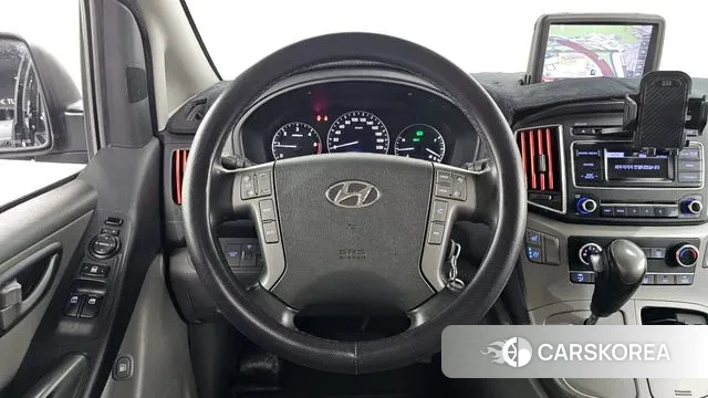 Hyundai The New Grand Starex 2018 Черный из Кореи, фото 3