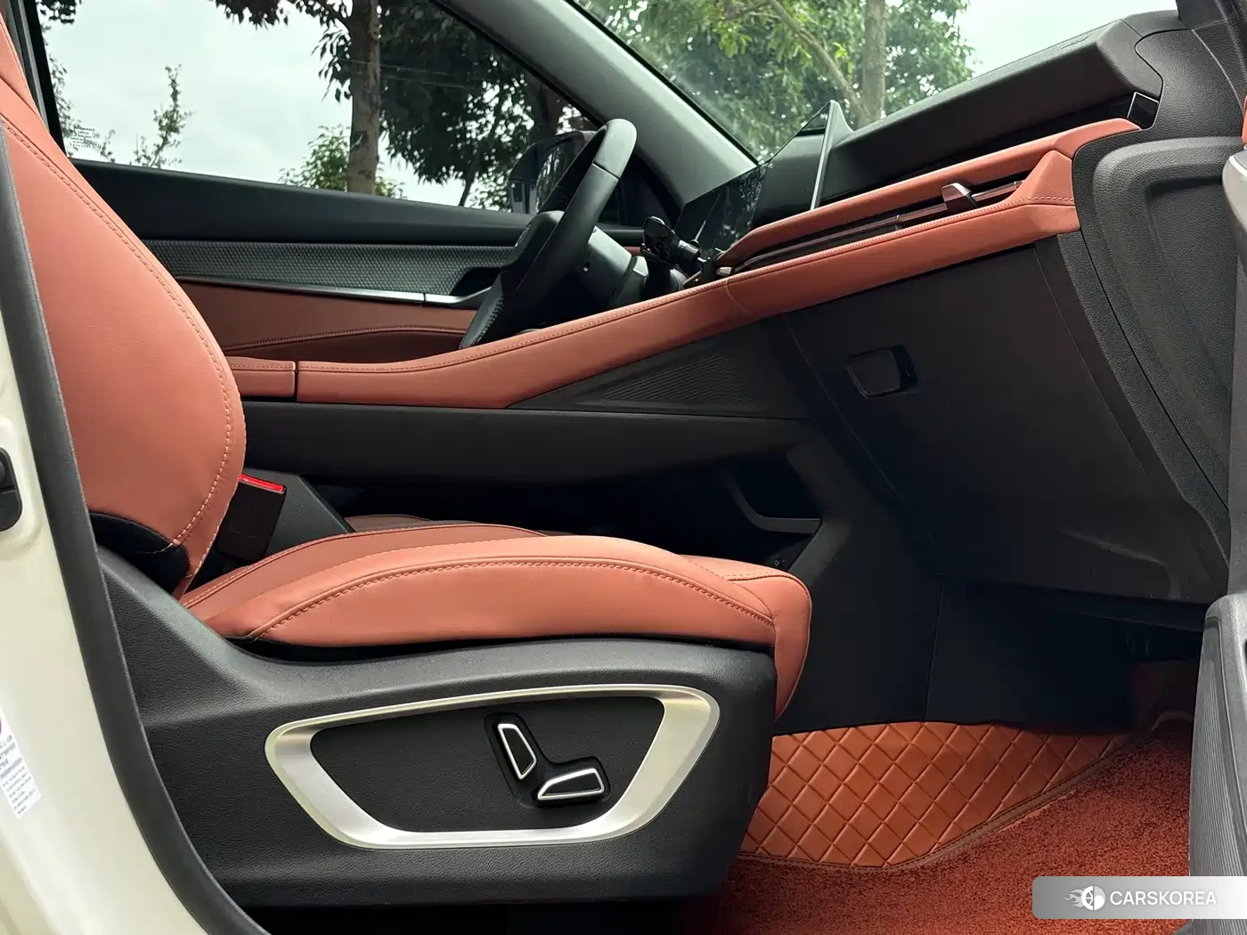 Chang'an Changan CS75PLUS 2025 Белый из Китая, фото 3