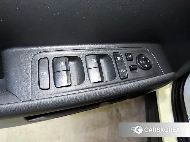 Hyundai Casper 2023 Белый из Кореи, фото 3