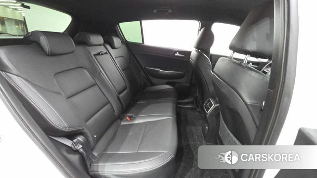 Kia Sportage The Bold 2021 Белый из Кореи, фото 3