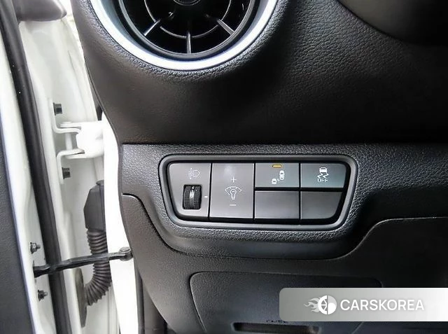 Kia The New K3 2nd generation 2021 Белый из Кореи, фото 3