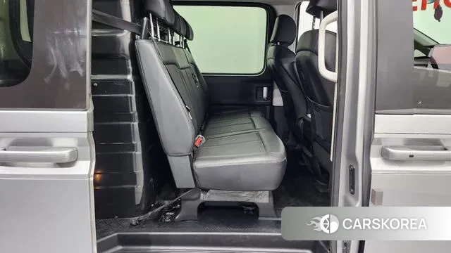 Hyundai Staria 2022 Серебряный из Кореи, фото 3