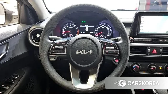 Kia The New K3 2nd generation 2021 Белый из Кореи, фото 3