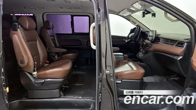 Hyundai The New Grand Starex 2018 Коричневый из Кореи, фото 3