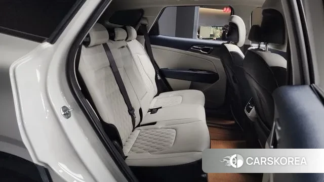 Kia Sportage 5th Generation 2022 Белый из Кореи, фото 3