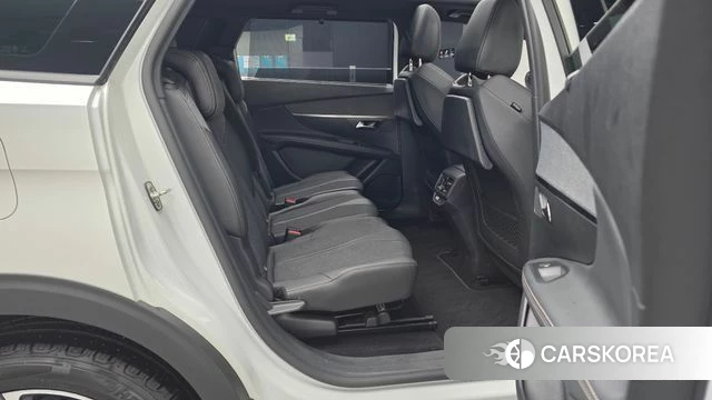 Peugeot 5008 second generation 2020 Белый из Кореи, фото 3