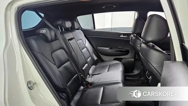 Kia Sportage The Bold 2018 Белый из Кореи, фото 3