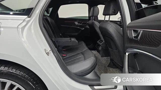 Audi A6 (C8) 2020 Белый из Кореи, фото 3