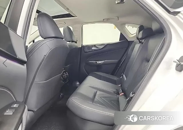 Lexus NX350h Second generation 2022 Белый из Кореи, фото 3