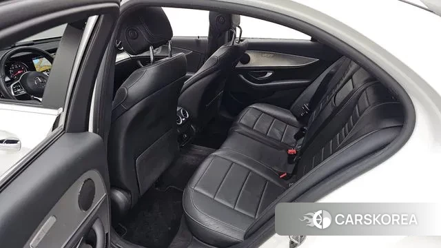 Mercedes-Benz E-Class W213 2019 Белый из Кореи, фото 3