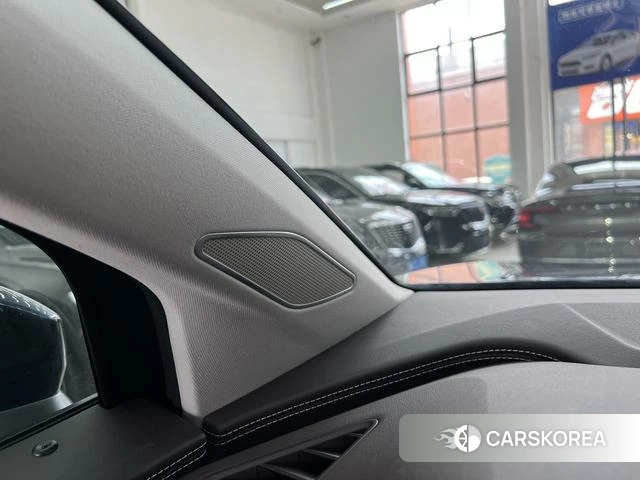 Volkswagen Lanjing 2022 Синий из Китая, фото 3