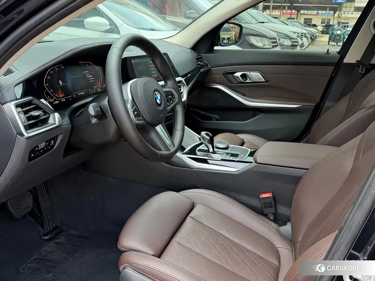 BMW 3 series 2022 Черный из Китая, фото 3