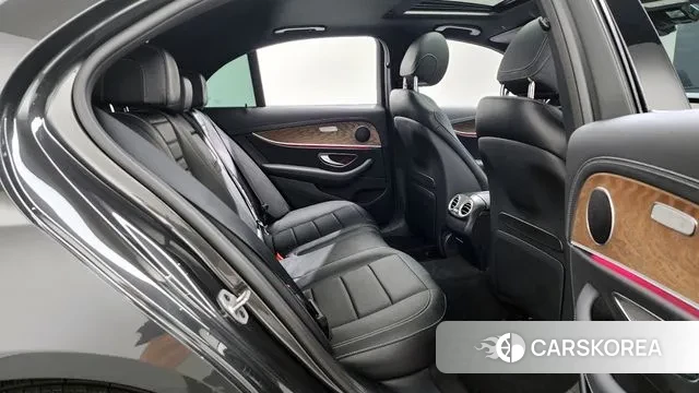 Mercedes-Benz E-Class W213 2022 Серый из Кореи, фото 3