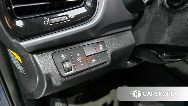 Kia Stonic 2018 Небесно-голубой из Кореи, фото 3