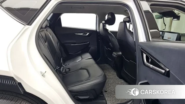 Kia EV6 2023 Белый из Кореи, фото 3