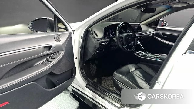 Hyundai Sonata (DN8) 2022 Белый из Кореи, фото 3