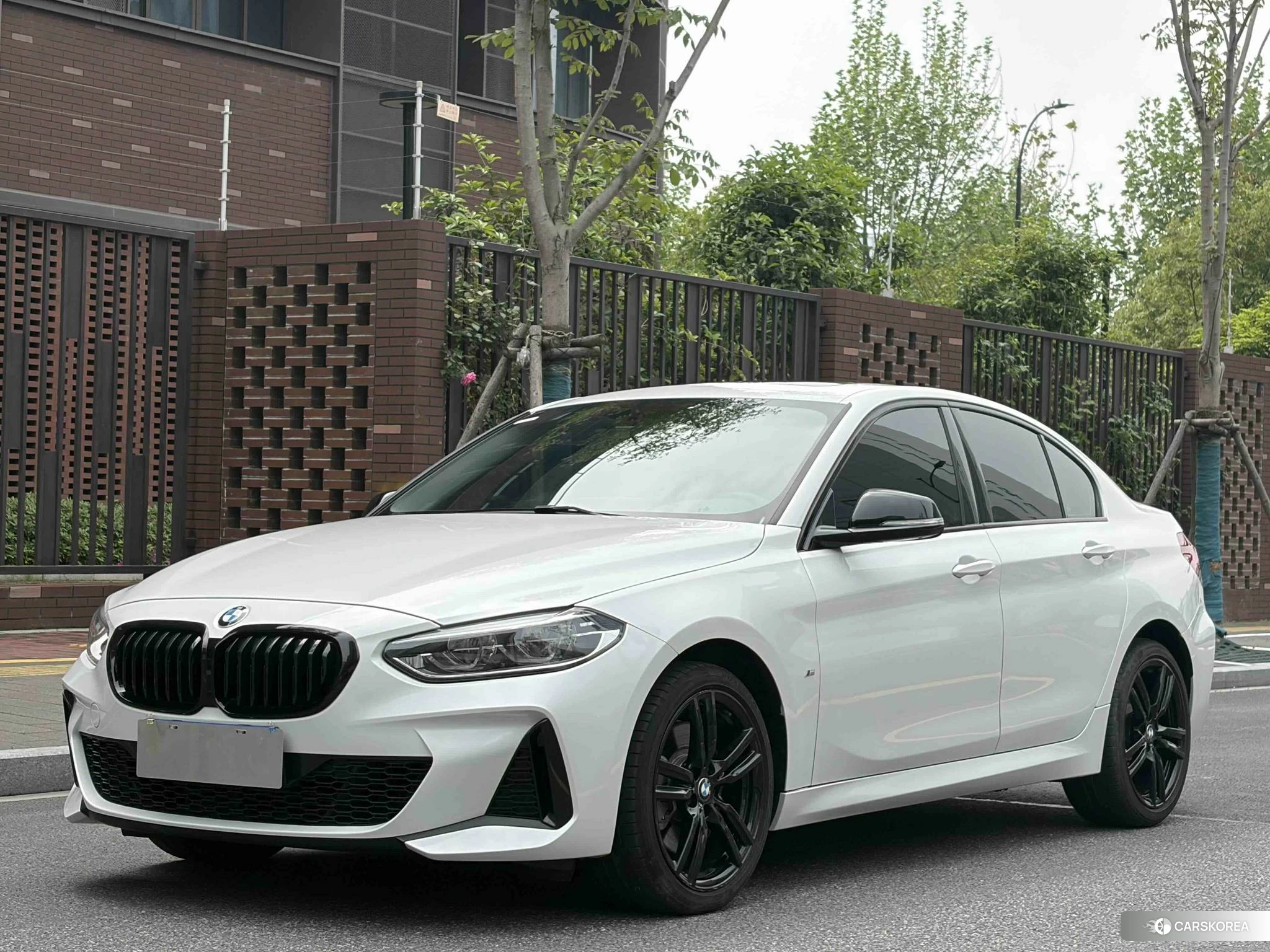 BMW 1 series 2022 Белый из Китая, фото 3